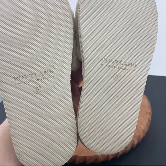 Portland Boot Company shearling slipper slides shoes women’s Sz 8 cream - Picture 6 of 6